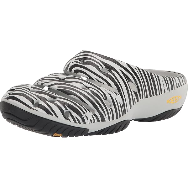 Amazon.co.jp: KEEN Men's Yogui Comfort Slip-On Lightweight Clog